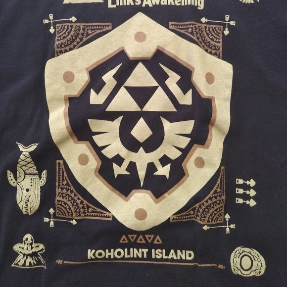 Unisex Brand New The Legend of Zelda Link's Awakening Black T-Shirt - Picture 3 of 4